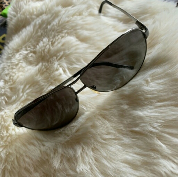 Men's Prada Sunglasses - Picture 2 of 4